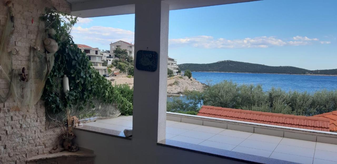 Apartments Luka Sevid Dış mekan fotoğraf