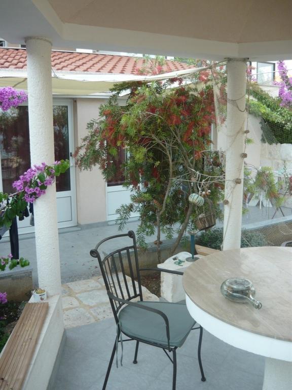 Apartments Luka Sevid Dış mekan fotoğraf