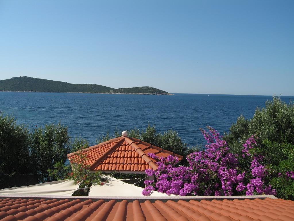 Apartments Luka Sevid Dış mekan fotoğraf
