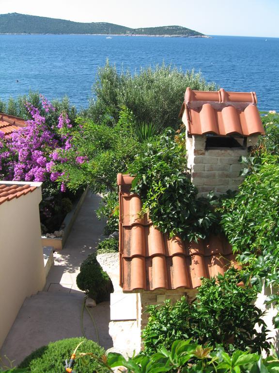 Apartments Luka Sevid Dış mekan fotoğraf